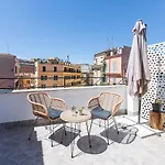 Casina Monti Penthouse Terrazza w Stunning Views
